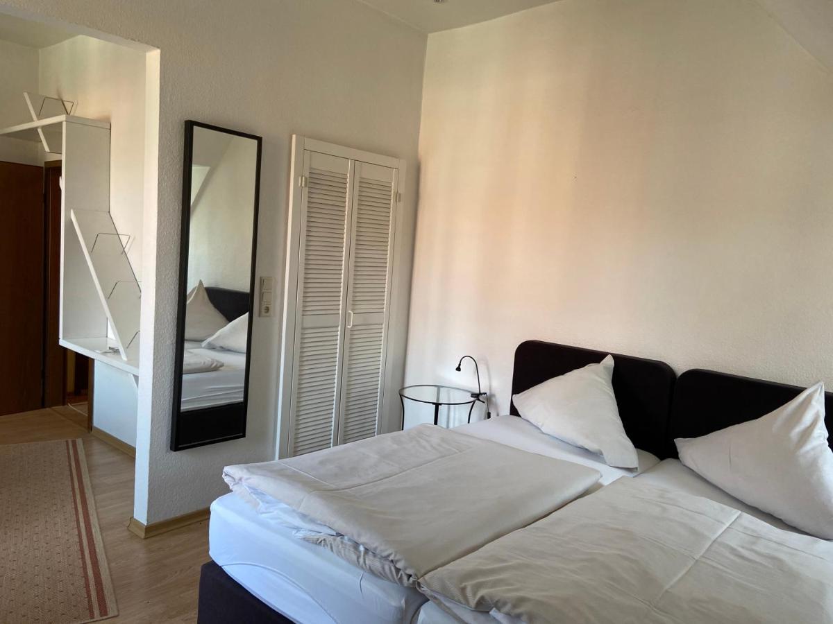 Klosterschaenke Hude Hotel Ferienwohnungen Restaurant Cafe ภายนอก รูปภาพ
