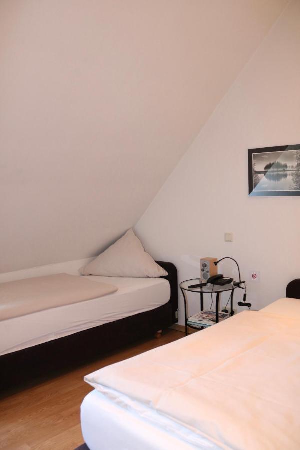 Klosterschaenke Hude Hotel Ferienwohnungen Restaurant Cafe ภายนอก รูปภาพ